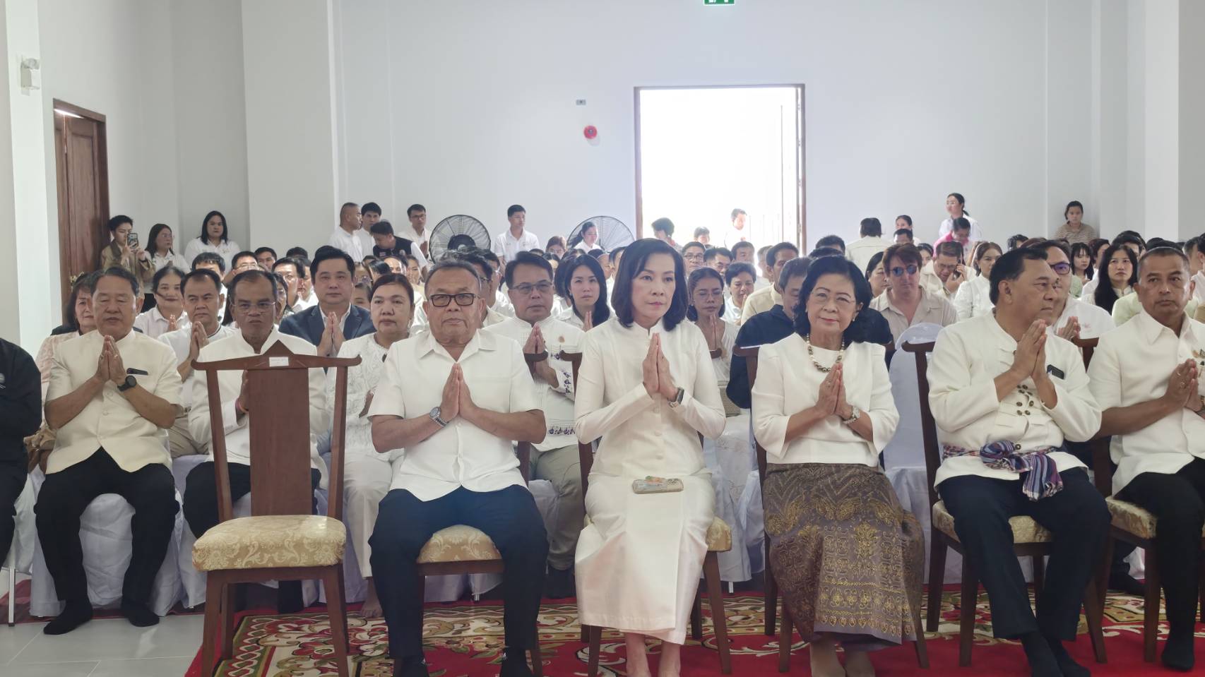 title - รองเลขาธิการ ส.ป.ก. ร่วมคณะ รมช.เกษตรฯ ทำบุญงานพืชสวนโลก พร้อมลงพื้นที่ตรวจเยี่ยม ส.ป.ก.อุดรธานี